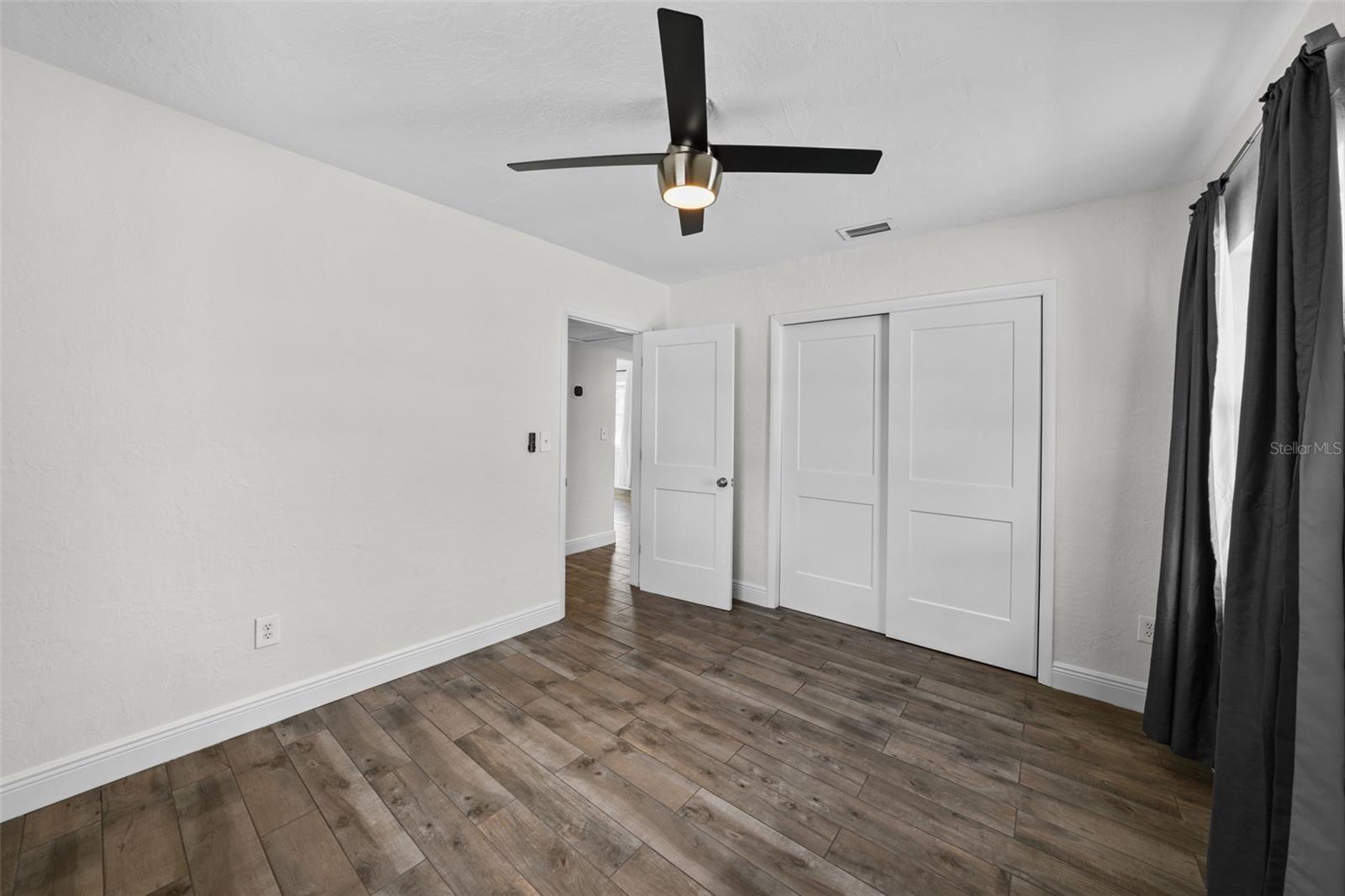281 38TH AVE NE, ST PETERSBURG, FL, 33704