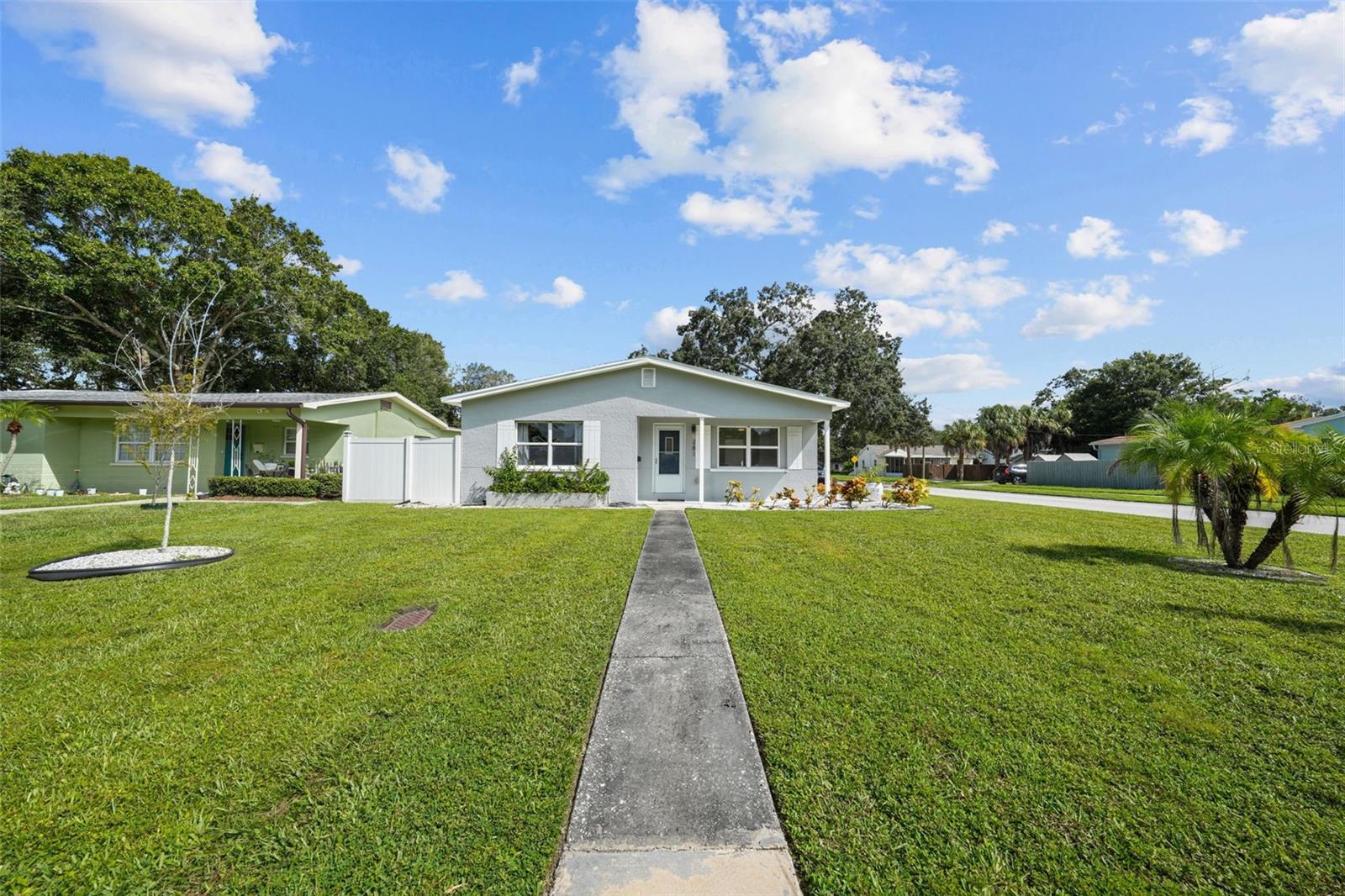 281 38TH AVE NE, ST PETERSBURG, FL, 33704