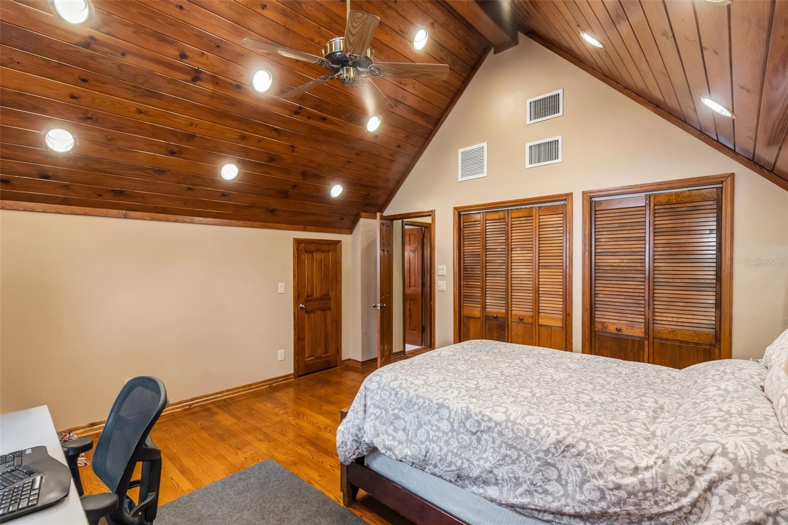 1944 LEVINE LN, CLEARWATER, FL, 33760