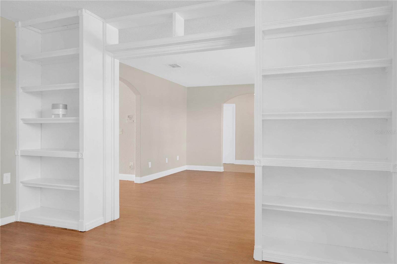 7437 BURNWAY DR, ORLANDO, FL, 32819
