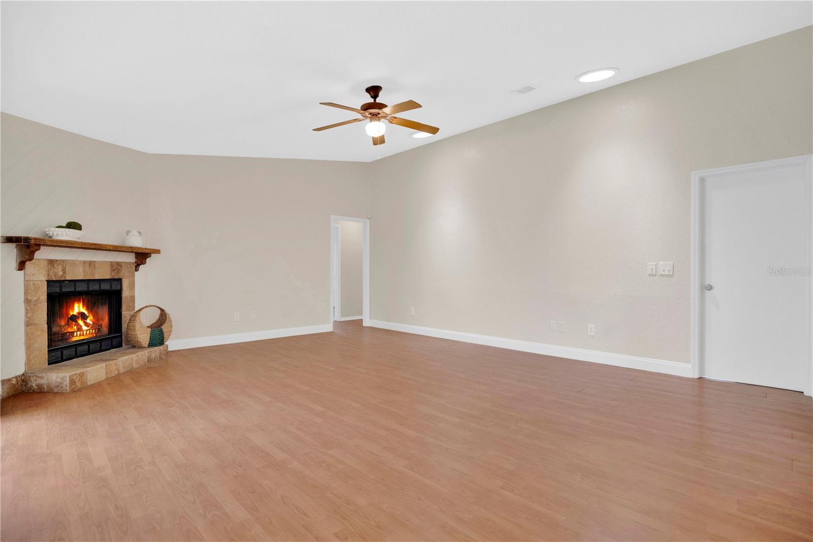 7437 BURNWAY DR, ORLANDO, FL, 32819
