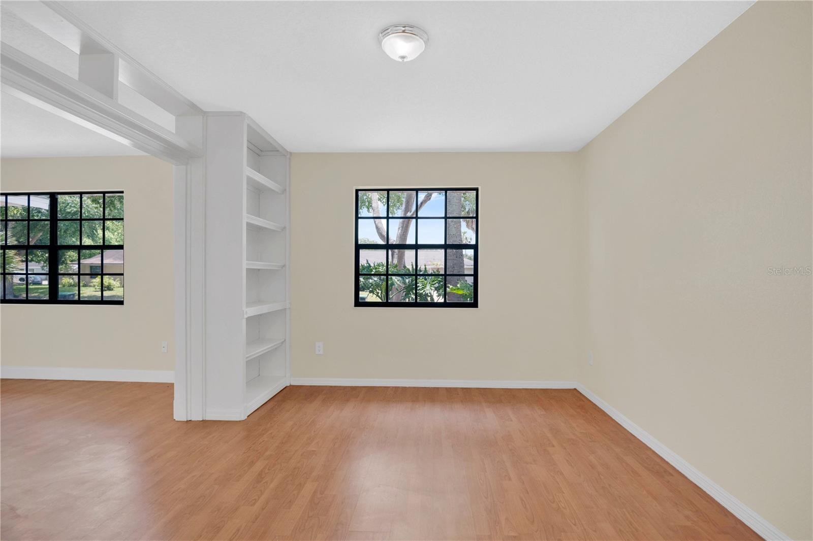 7437 BURNWAY DR, ORLANDO, FL, 32819