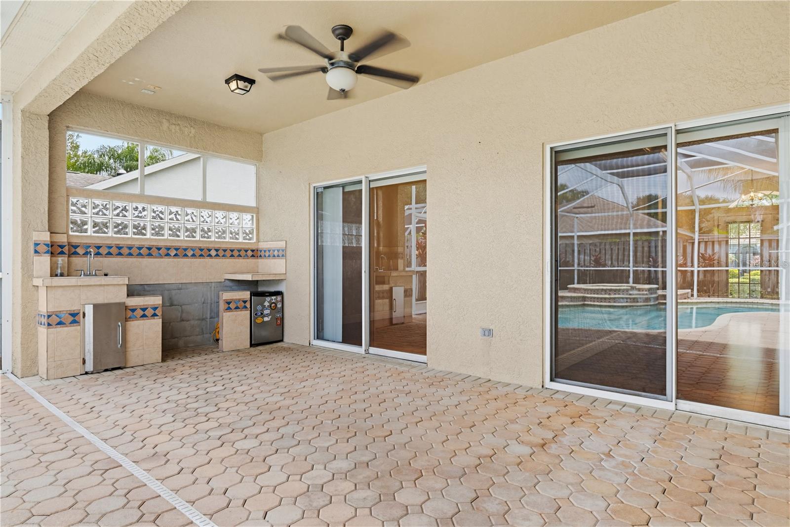 10115 KINGSBRIDGE AVE, TAMPA, FL, 33626
