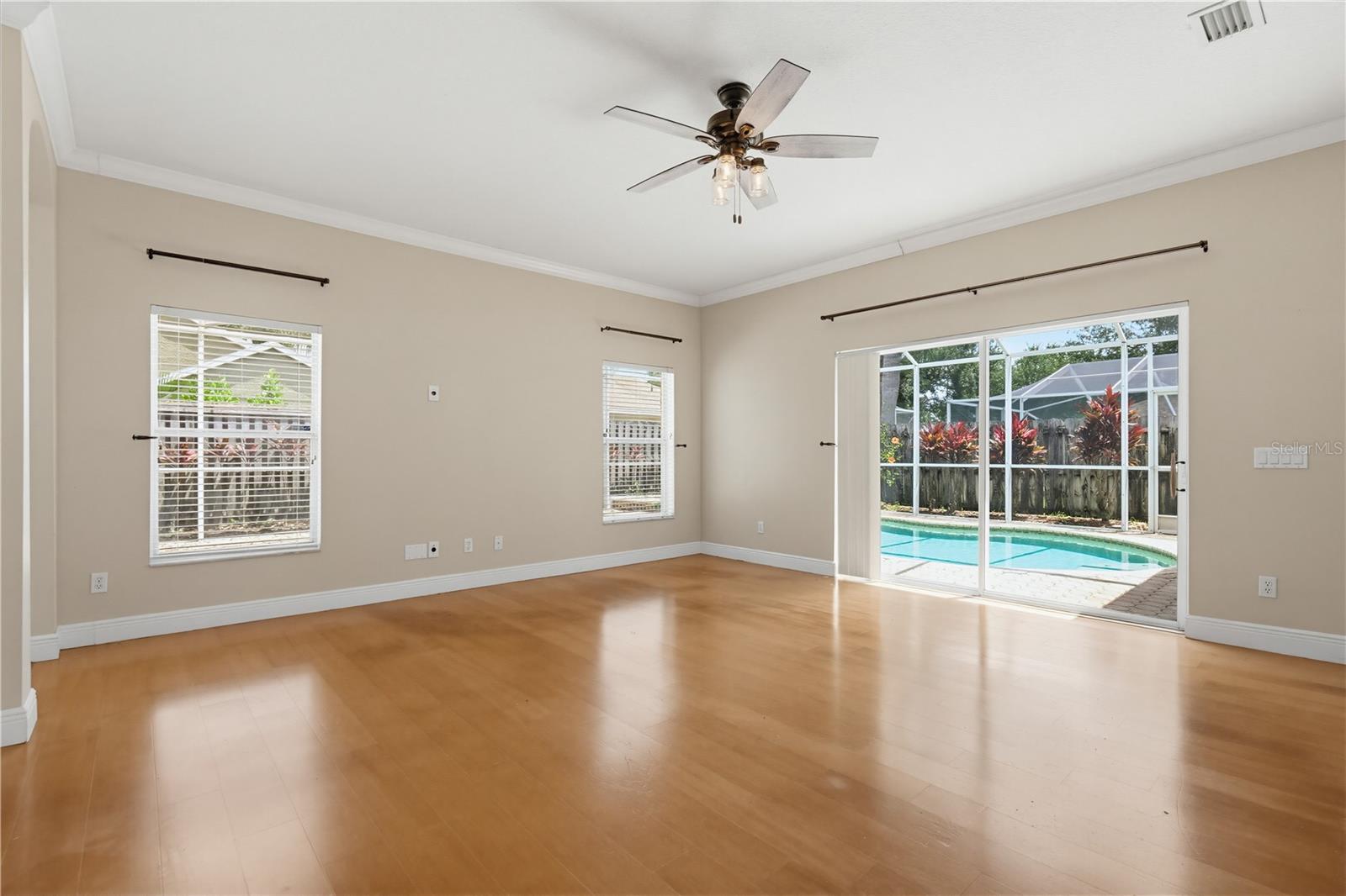 10115 KINGSBRIDGE AVE, TAMPA, FL, 33626