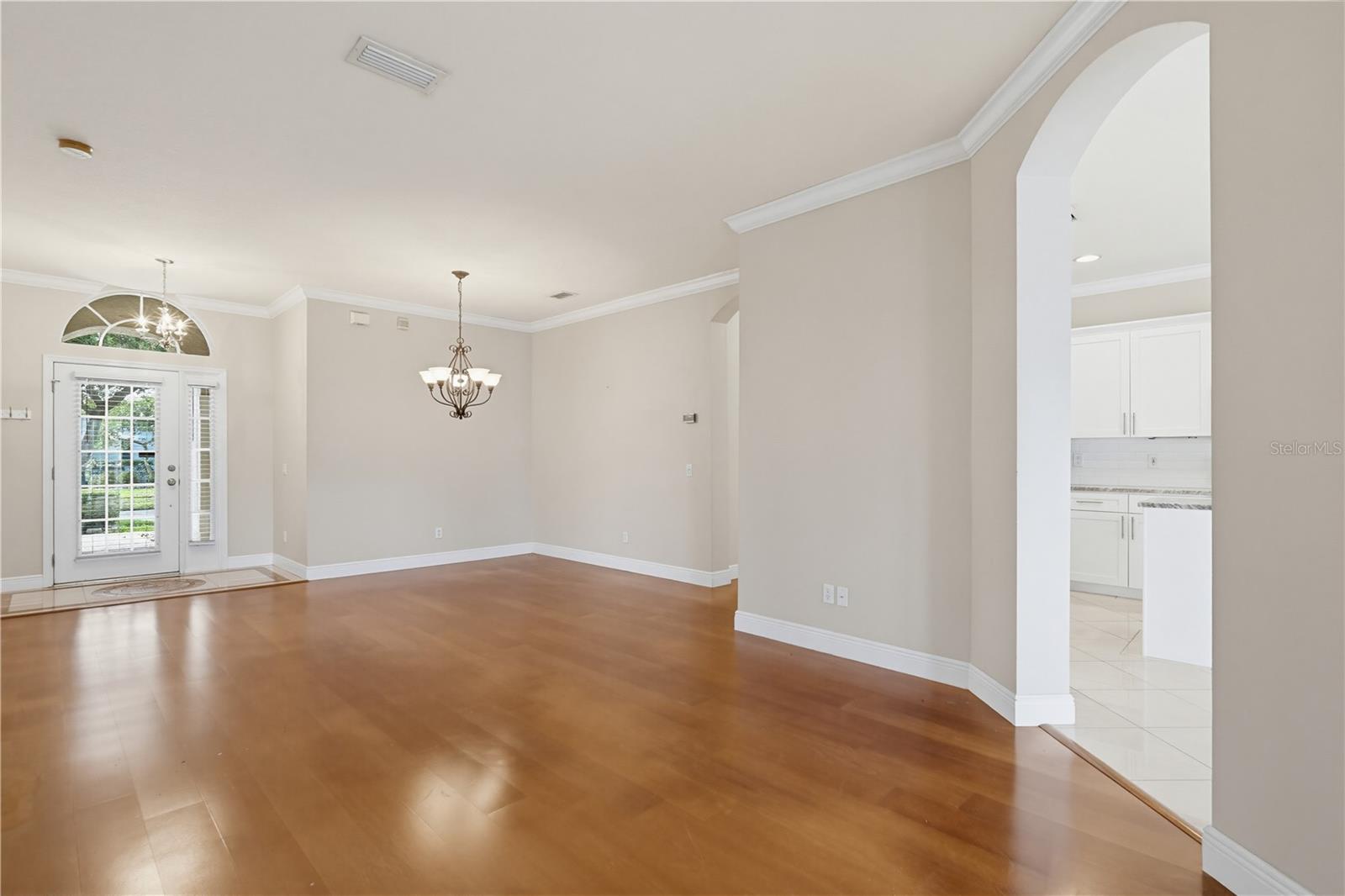 10115 KINGSBRIDGE AVE, TAMPA, FL, 33626