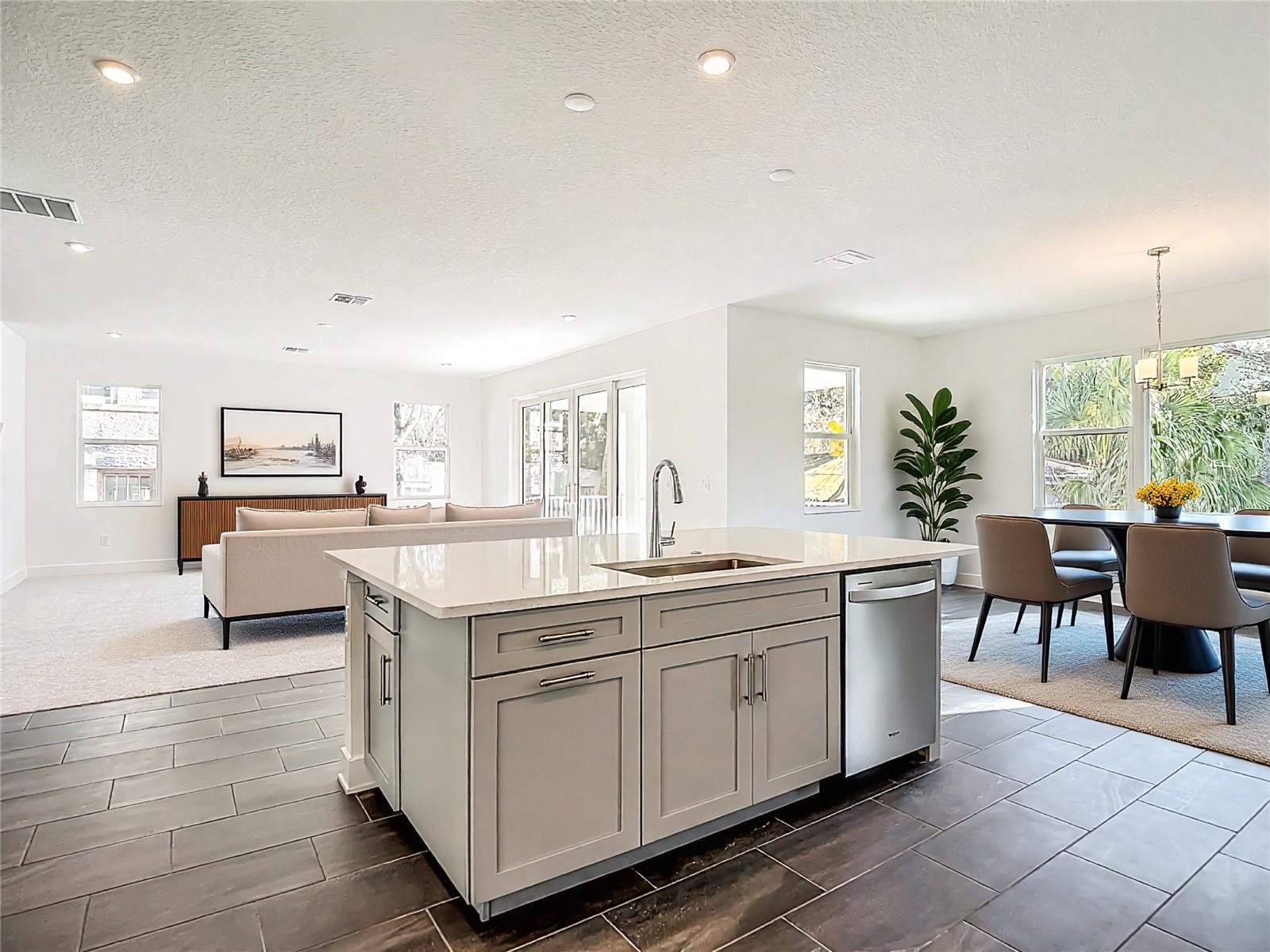 BEACON HILL, LAKELAND, FL, 33803