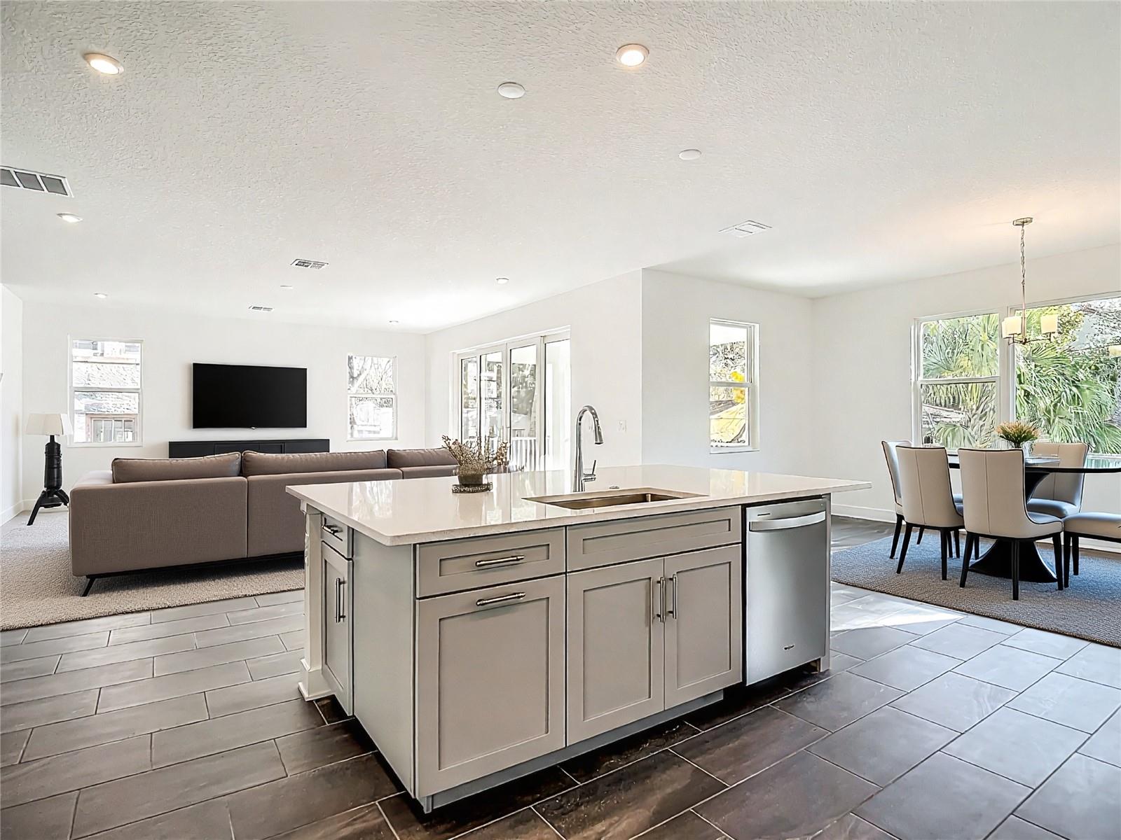 BEACON HILL, LAKELAND, FL, 33803