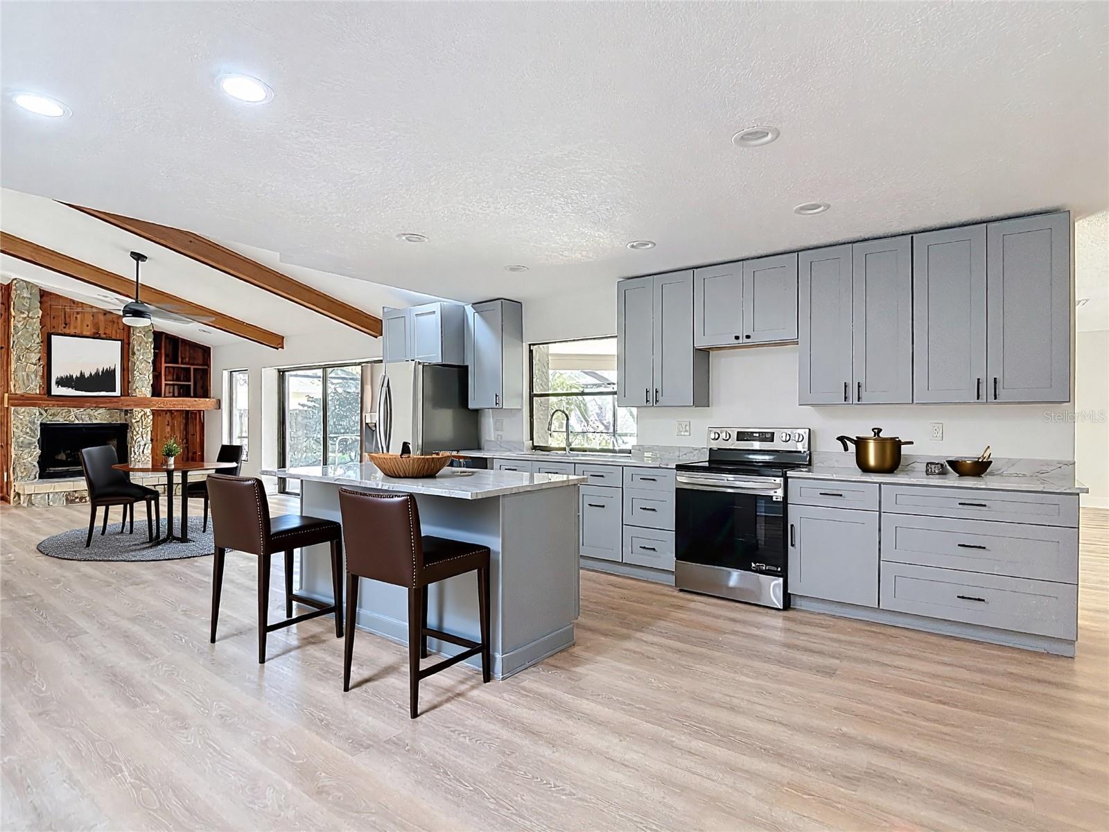BEACON HILL, LAKELAND, FL, 33803