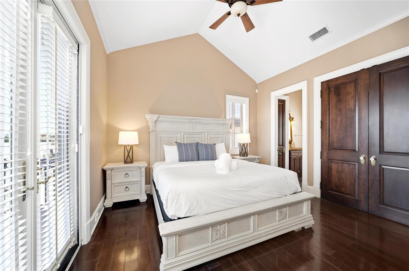 6438 HOLLYWOOD BLVD, SARASOTA, FL, 34231
