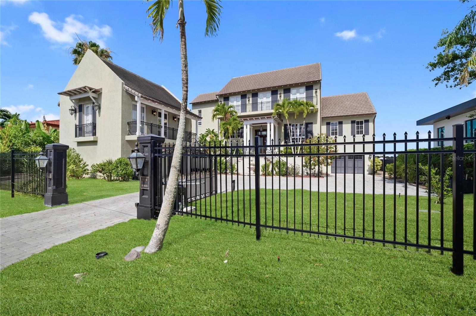 6438 HOLLYWOOD BLVD, SARASOTA, FL, 34231