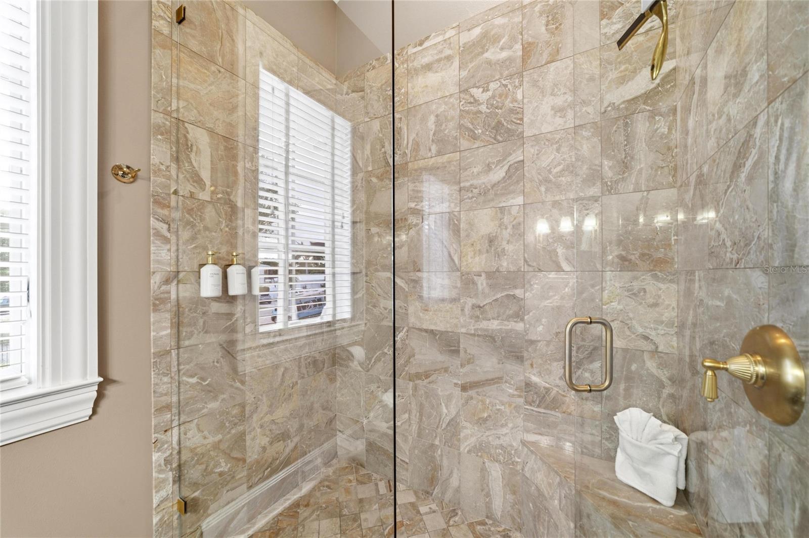 6438 HOLLYWOOD BLVD, SARASOTA, FL, 34231