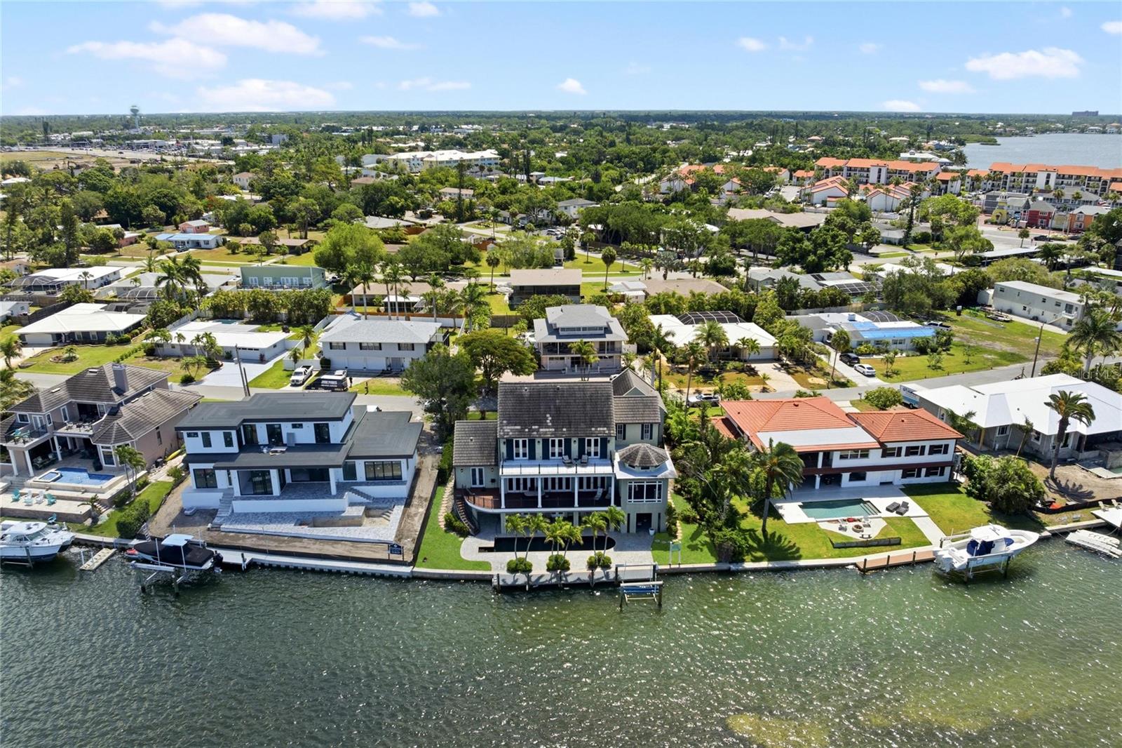 6438 HOLLYWOOD BLVD, SARASOTA, FL, 34231