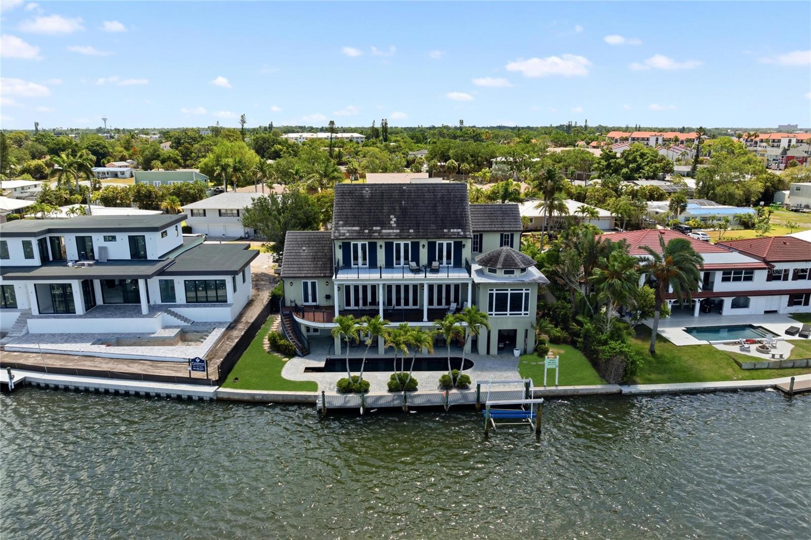 6438 HOLLYWOOD BLVD, SARASOTA, FL, 34231