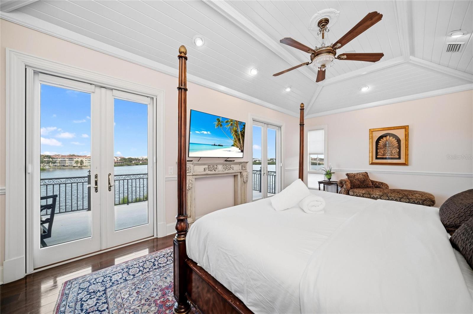 6438 HOLLYWOOD BLVD, SARASOTA, FL, 34231