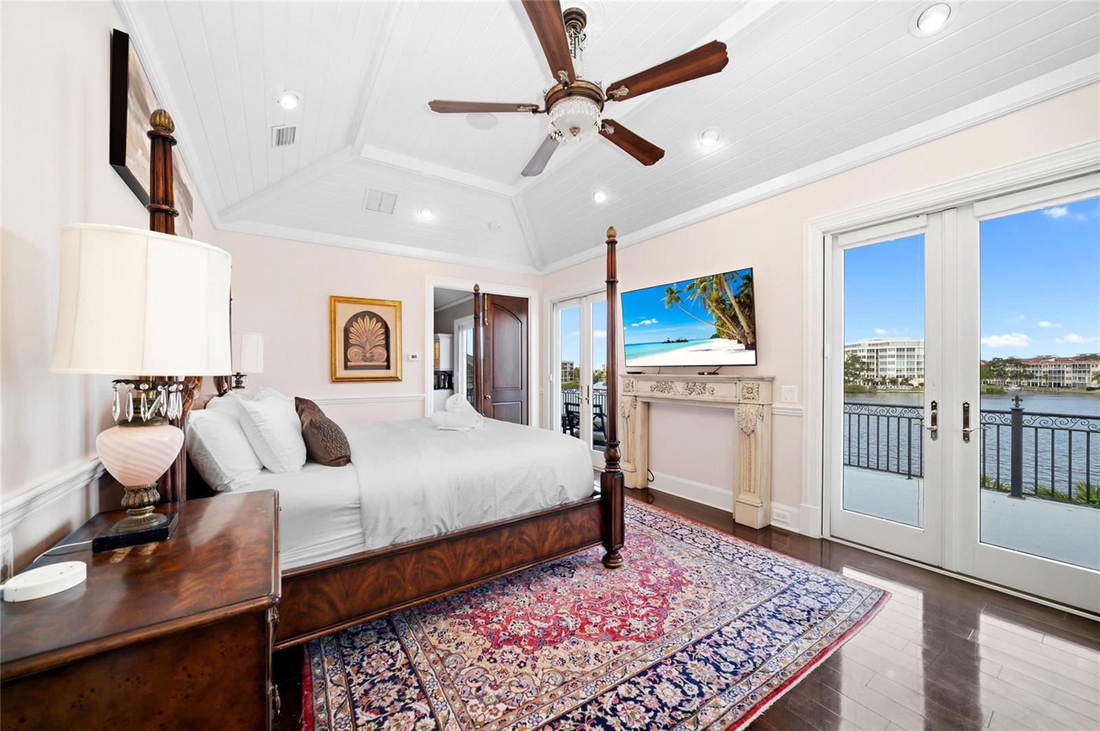 6438 HOLLYWOOD BLVD, SARASOTA, FL, 34231