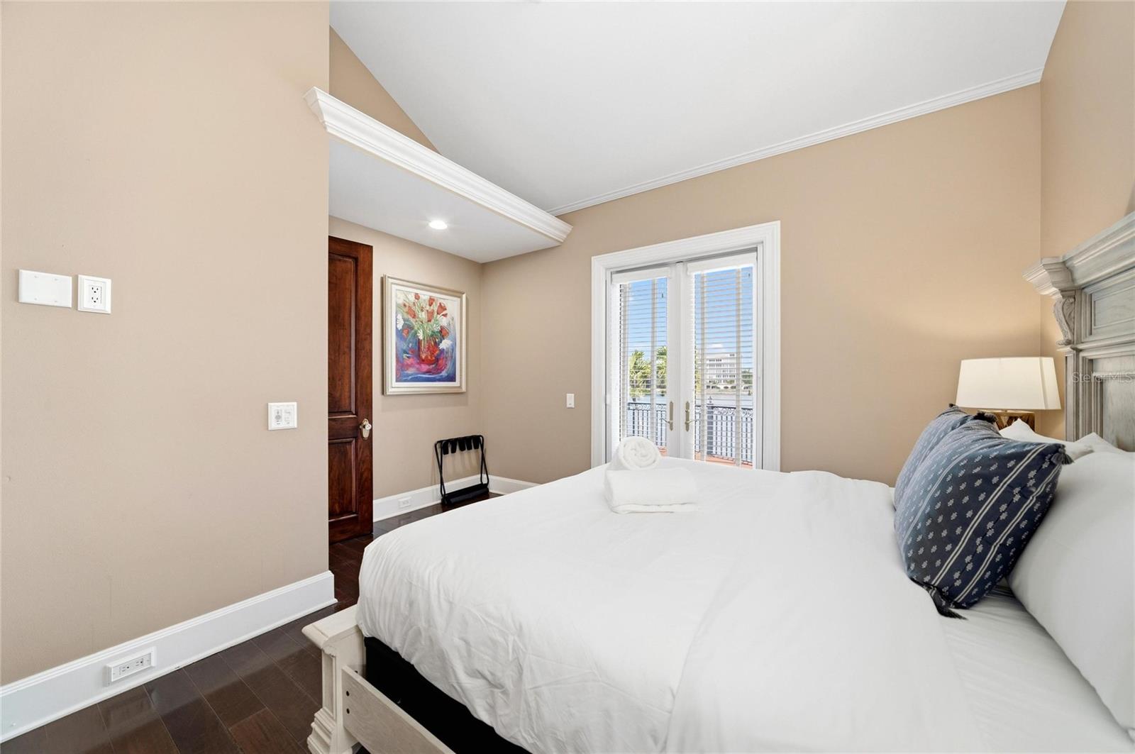 6438 HOLLYWOOD BLVD, SARASOTA, FL, 34231