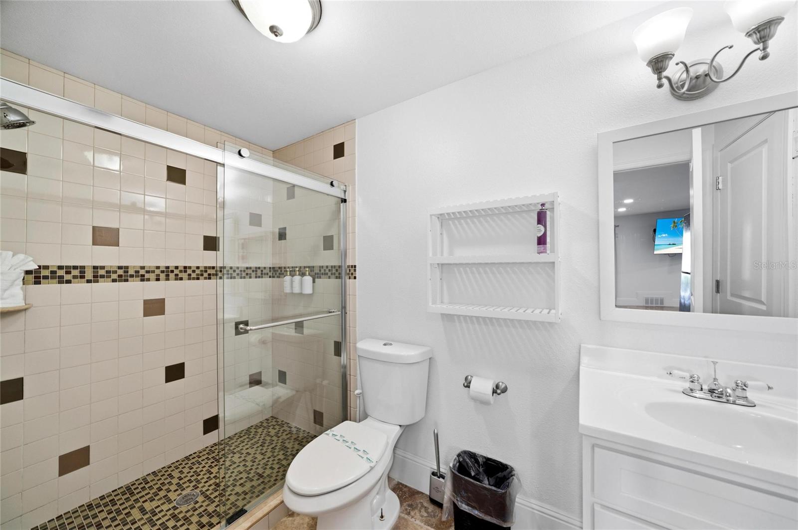 6438 HOLLYWOOD BLVD, SARASOTA, FL, 34231