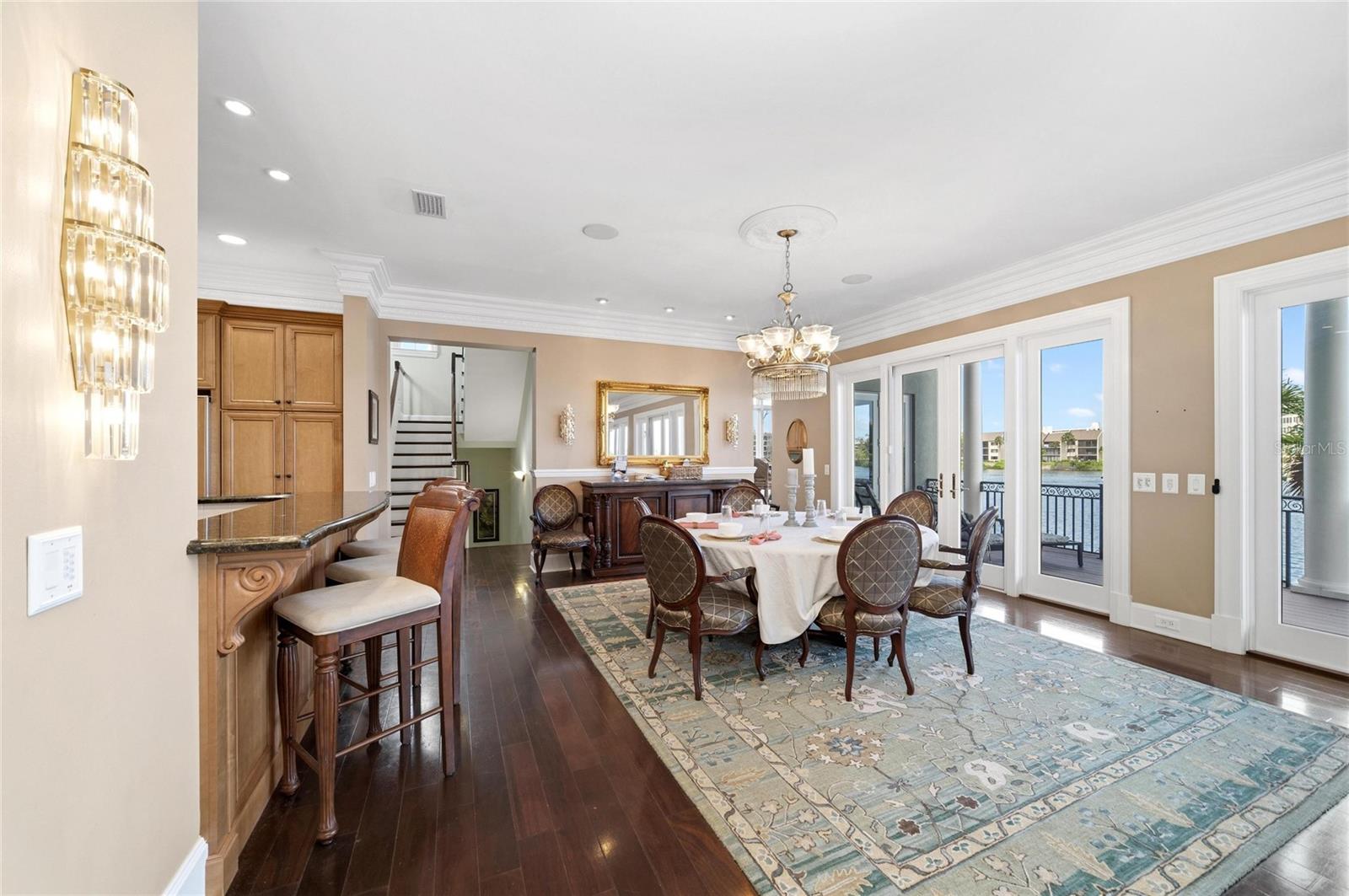 6438 HOLLYWOOD BLVD, SARASOTA, FL, 34231