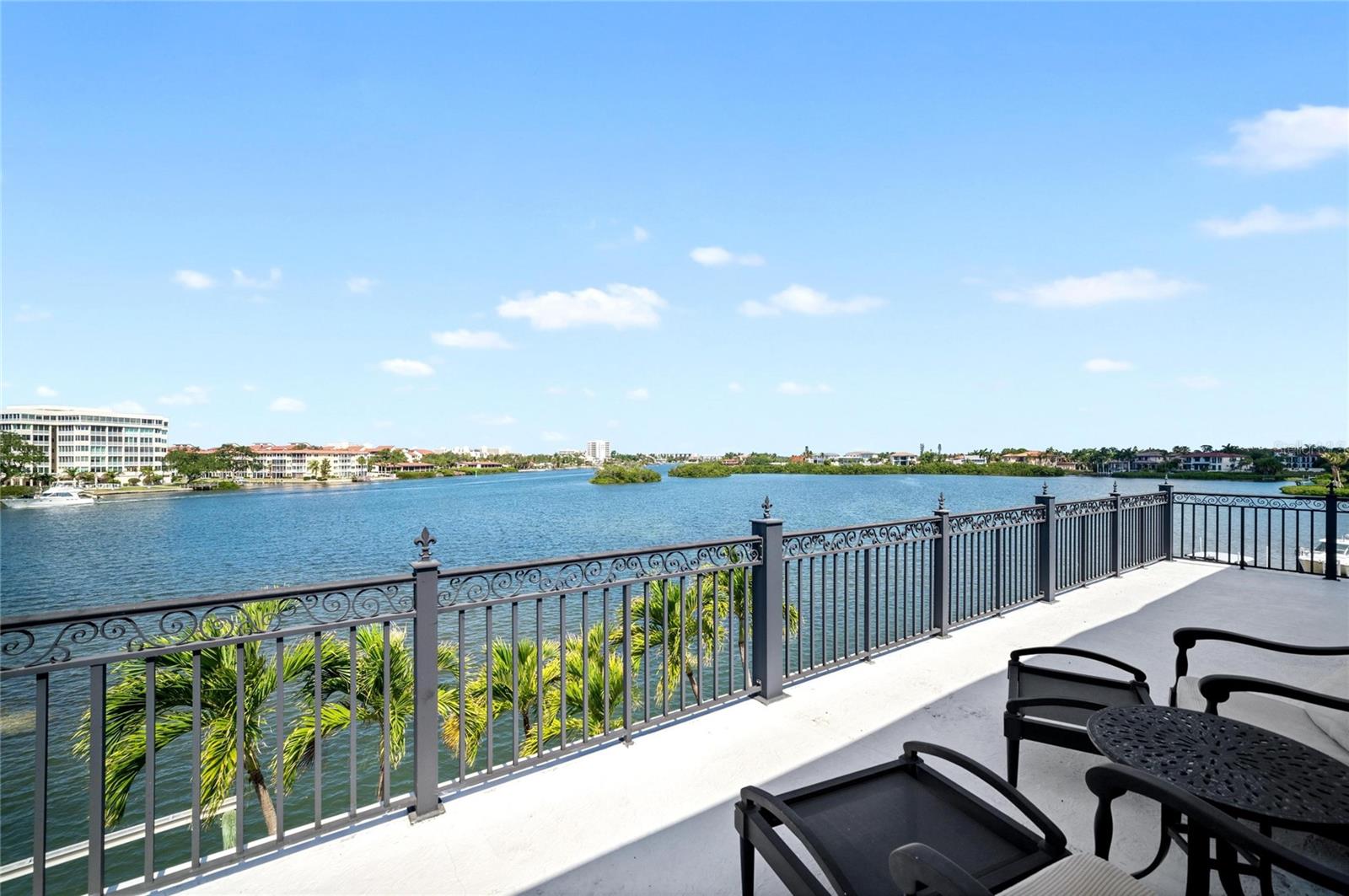 6438 HOLLYWOOD BLVD, SARASOTA, FL, 34231