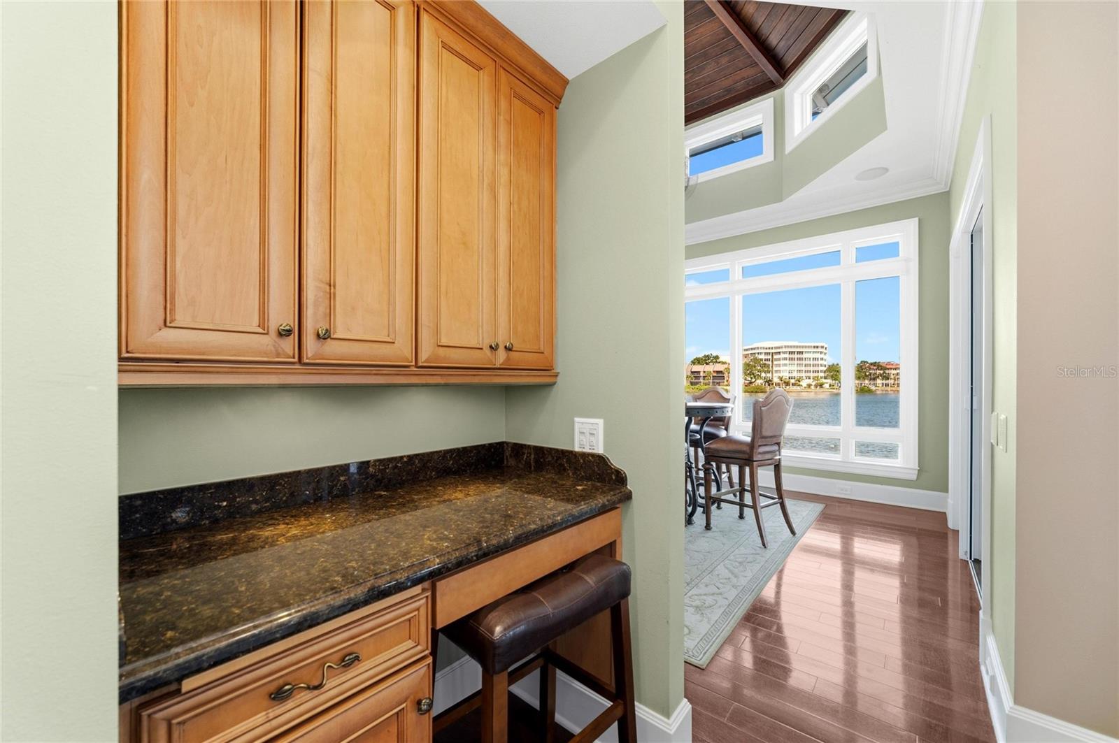 6438 HOLLYWOOD BLVD, SARASOTA, FL, 34231