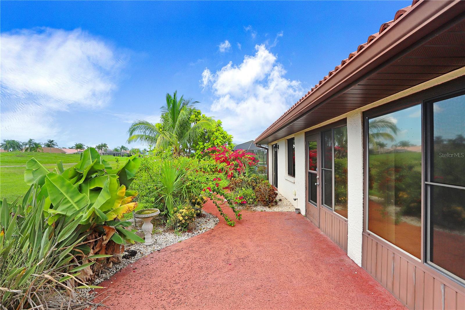 1826 WOLF LAUREL DR, SUN CITY CENTER, FL, 33573