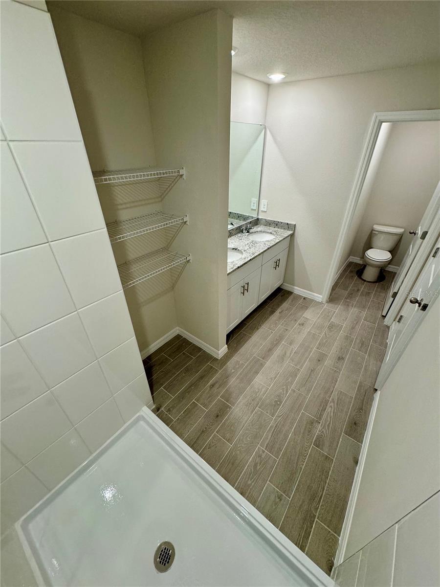 7618 MOMENTUM PKWY, WESLEY CHAPEL, FL, 33545