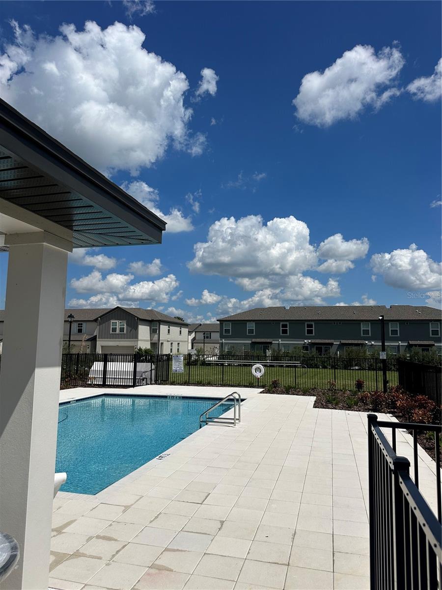 7618 MOMENTUM PKWY, WESLEY CHAPEL, FL, 33545