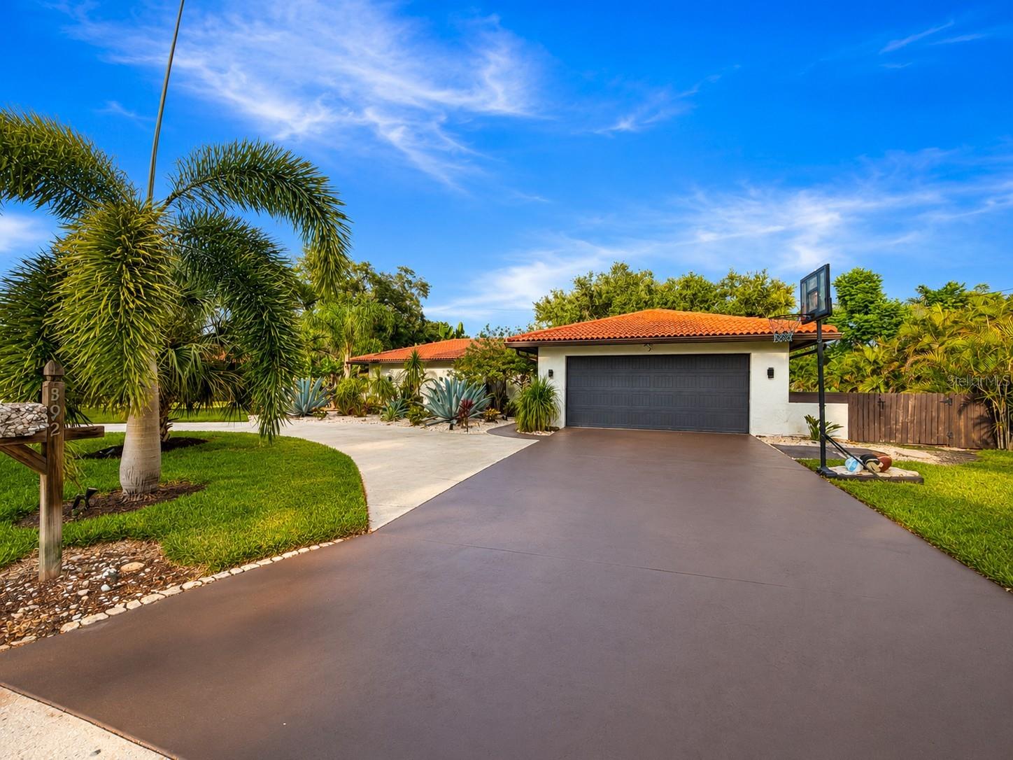 392 W ROSSETTI DR, NOKOMIS, FL, 34275