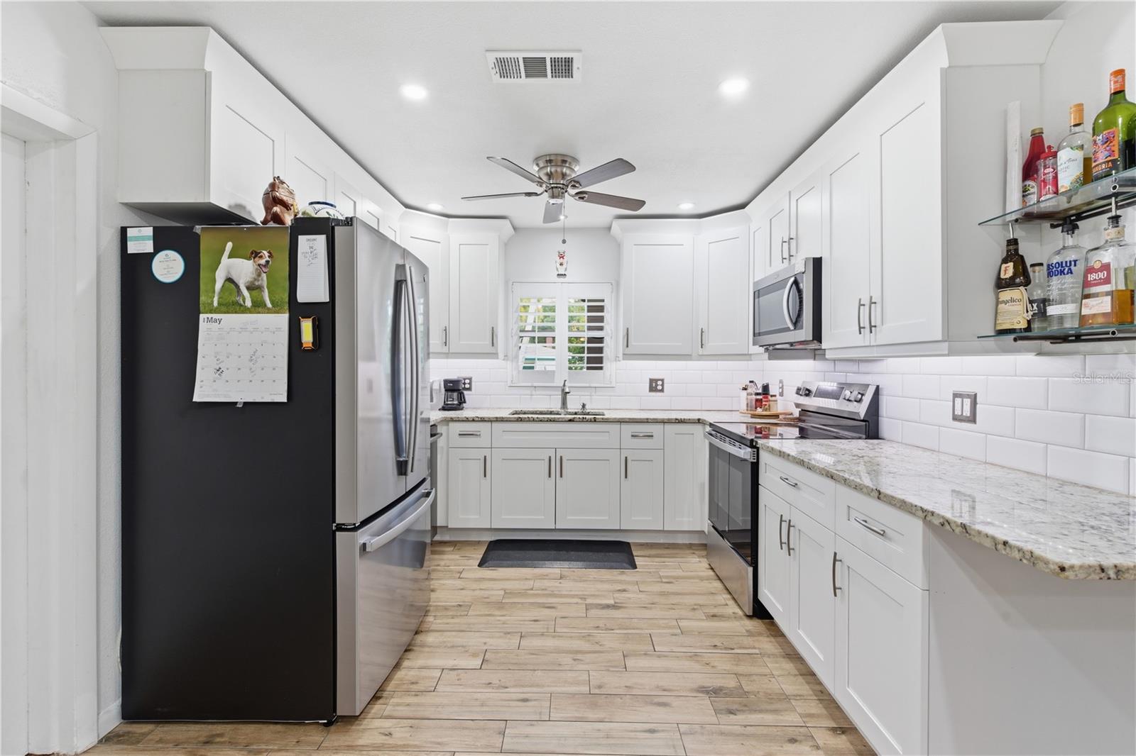 1429 SAN CHARLES DR, DUNEDIN, FL, 34698