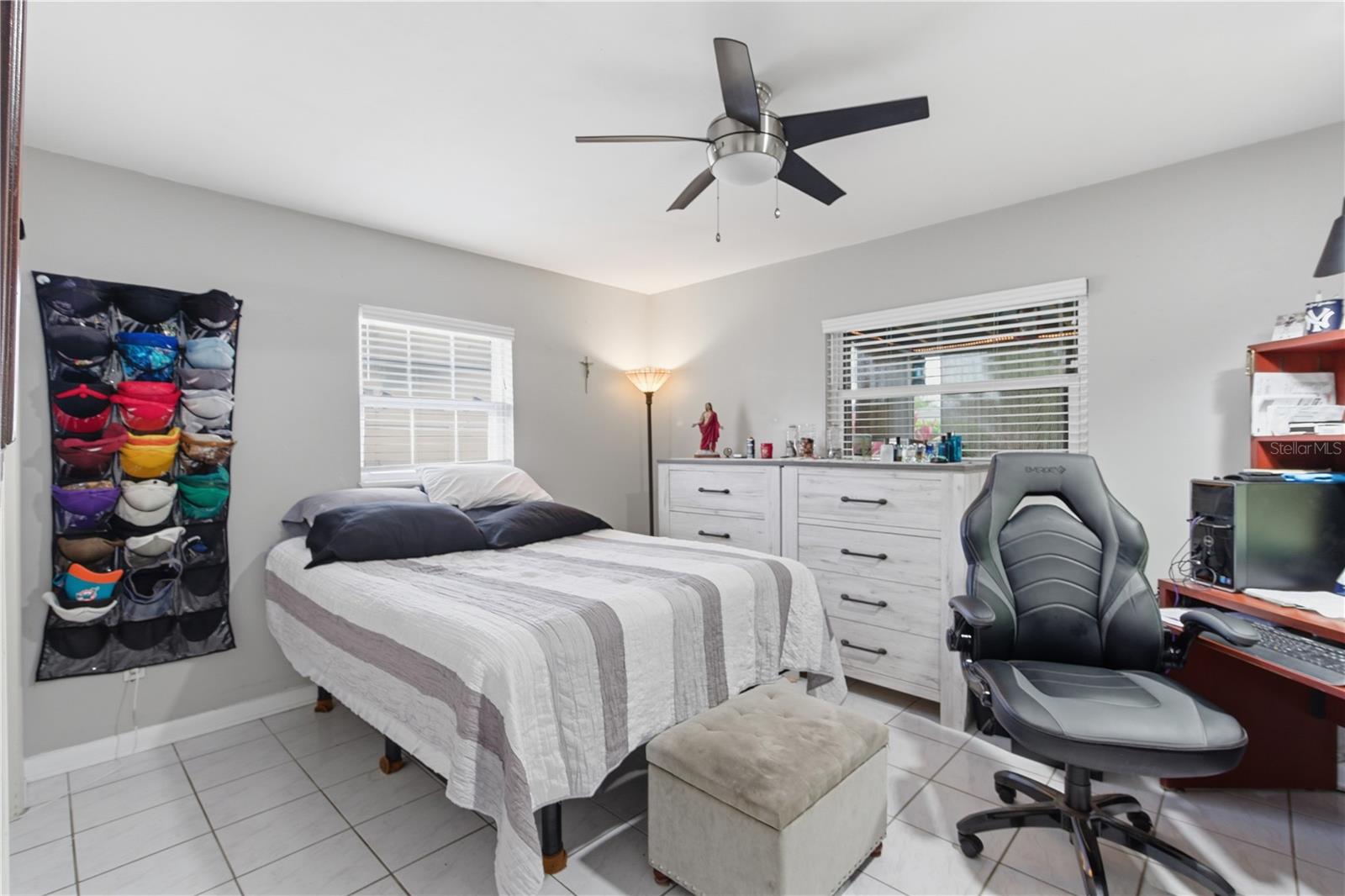 1429 SAN CHARLES DR, DUNEDIN, FL, 34698