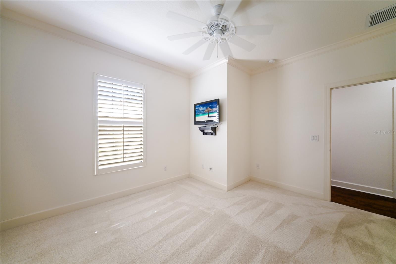 5811 CAVANO DR, SARASOTA, FL, 34231