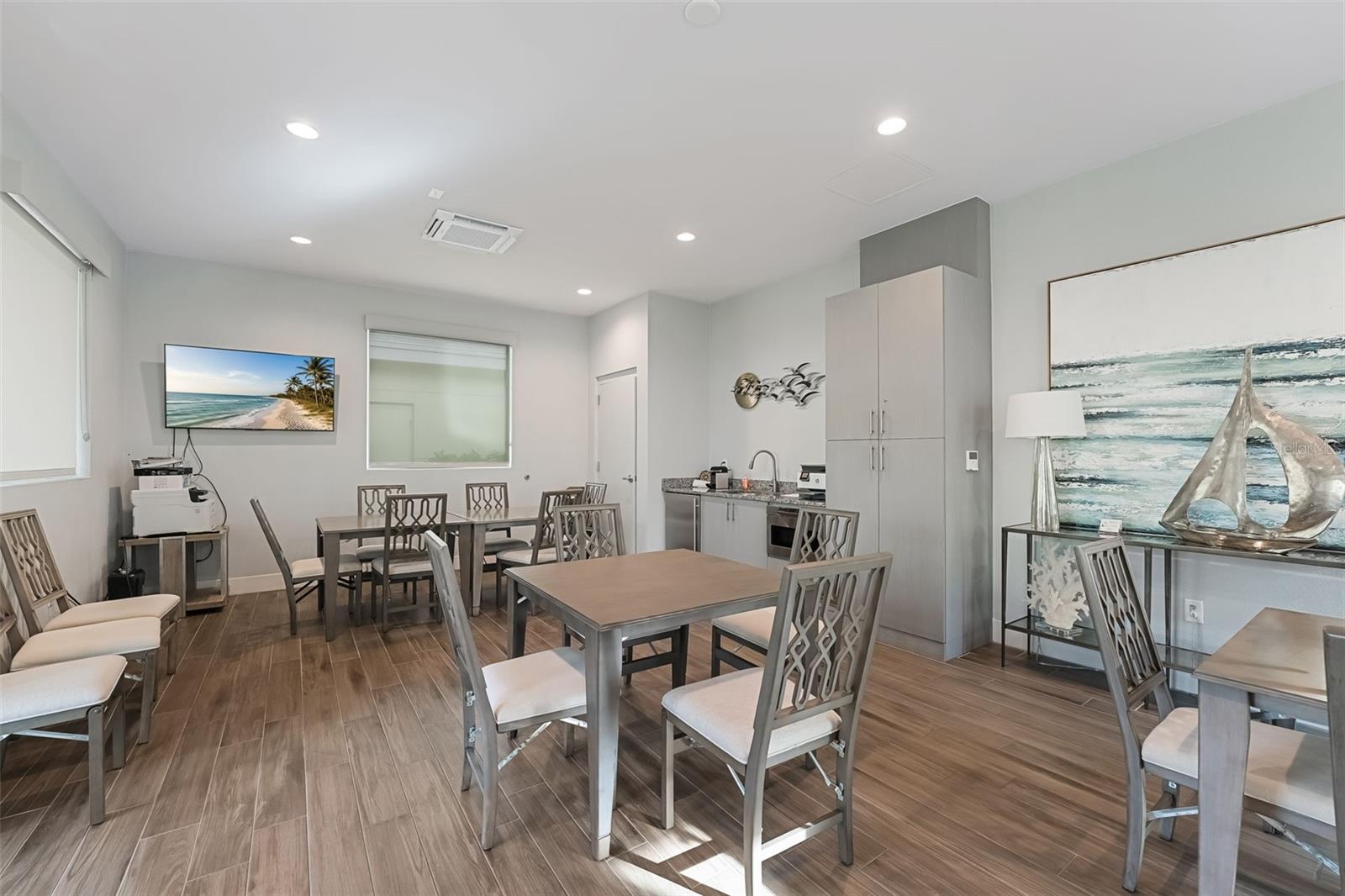 795 COLLANY RD #201, TIERRA VERDE, FL, 33715