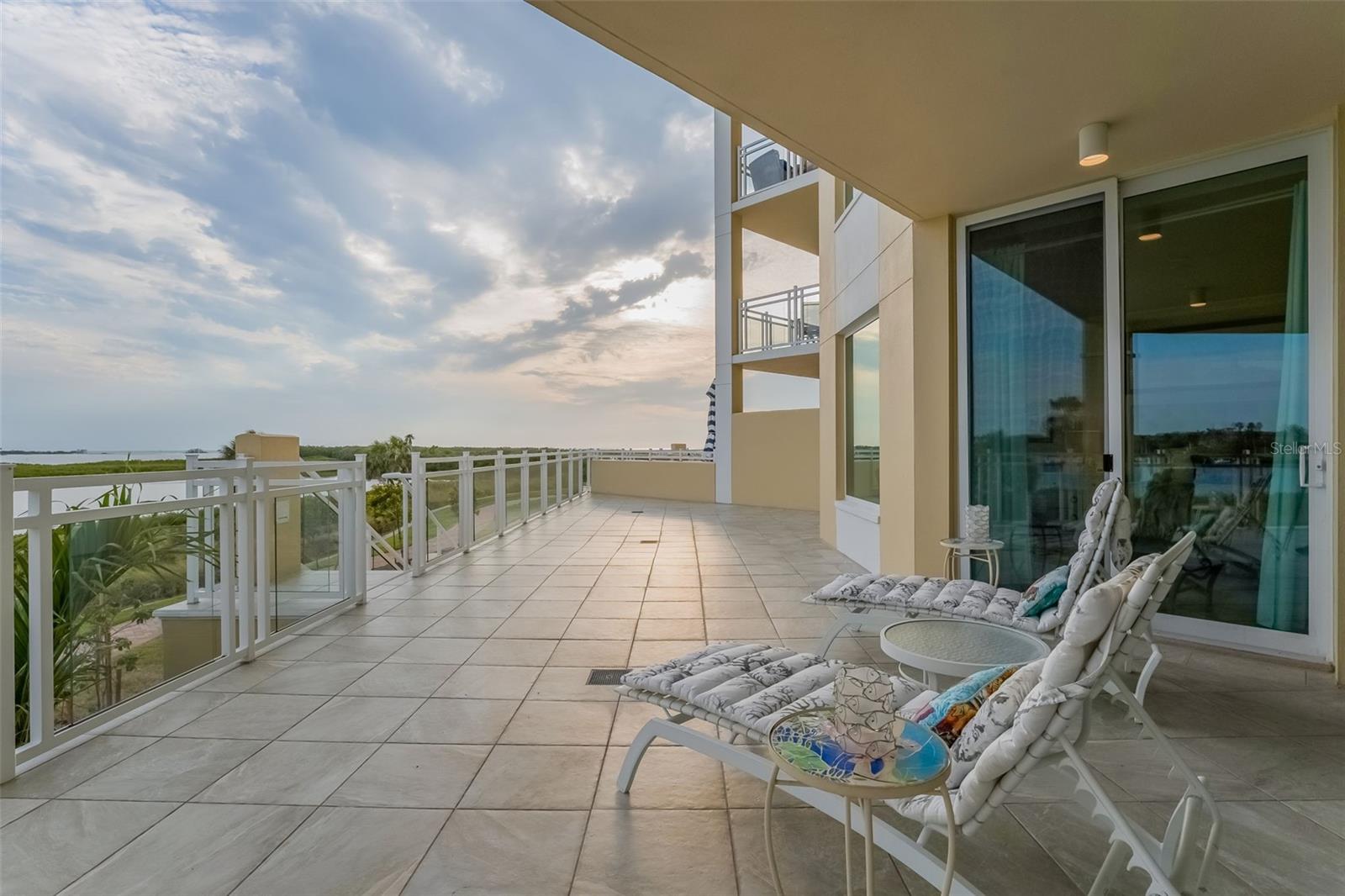 795 COLLANY RD #201, TIERRA VERDE, FL, 33715