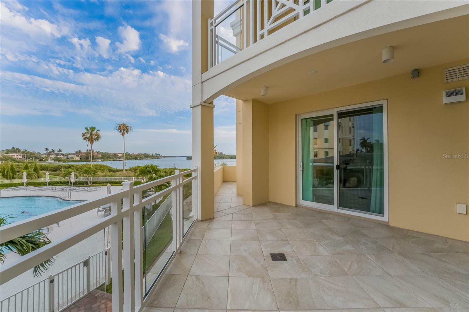 795 COLLANY RD #201, TIERRA VERDE, FL, 33715