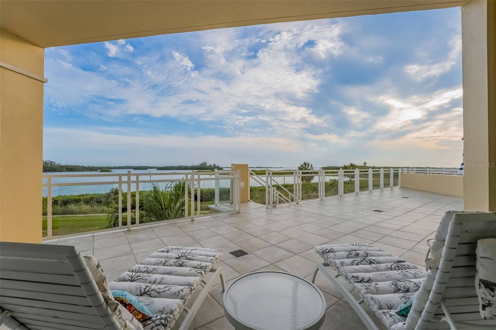 795 COLLANY RD #201, TIERRA VERDE, FL, 33715