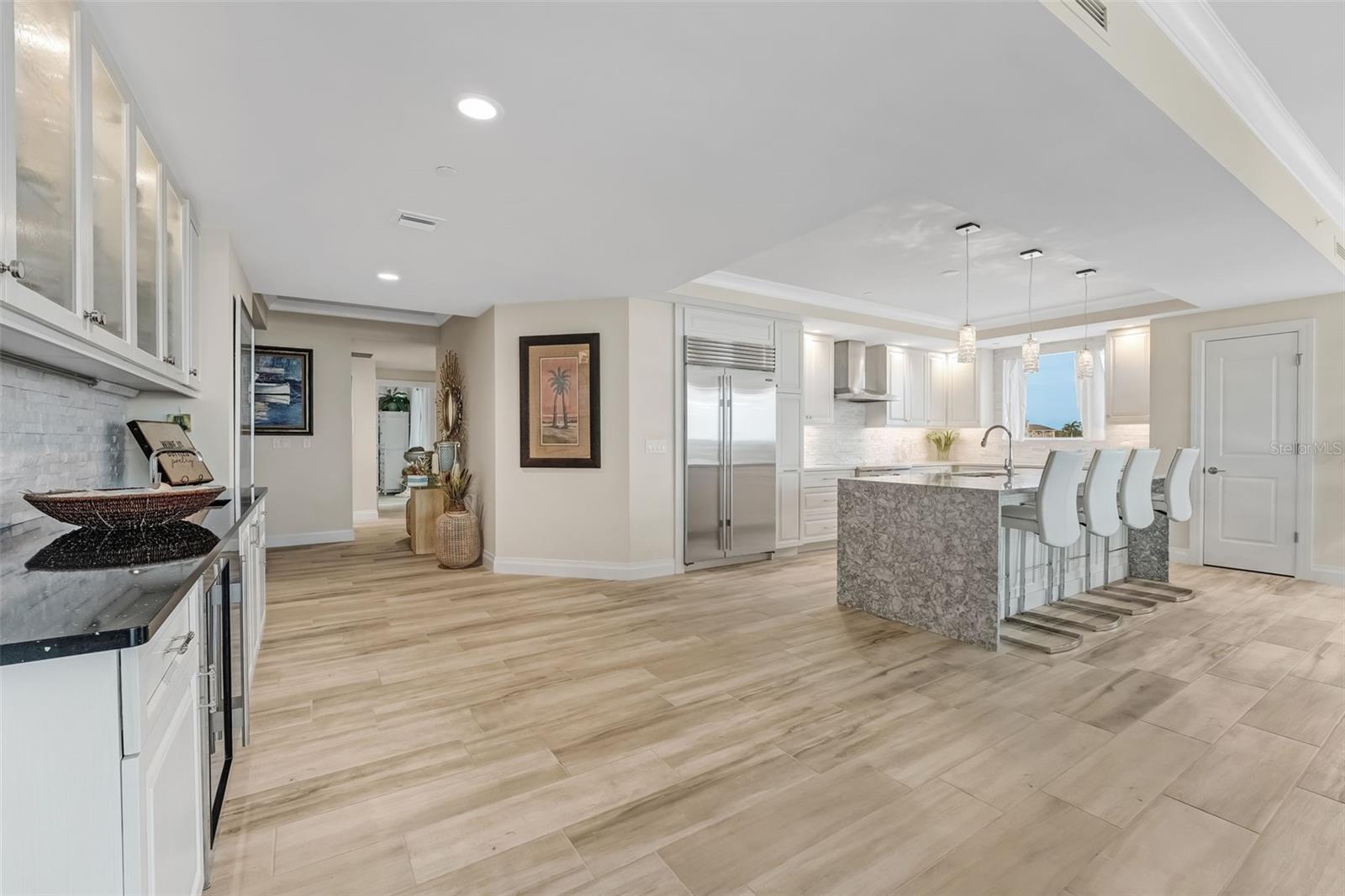 795 COLLANY RD #201, TIERRA VERDE, FL, 33715