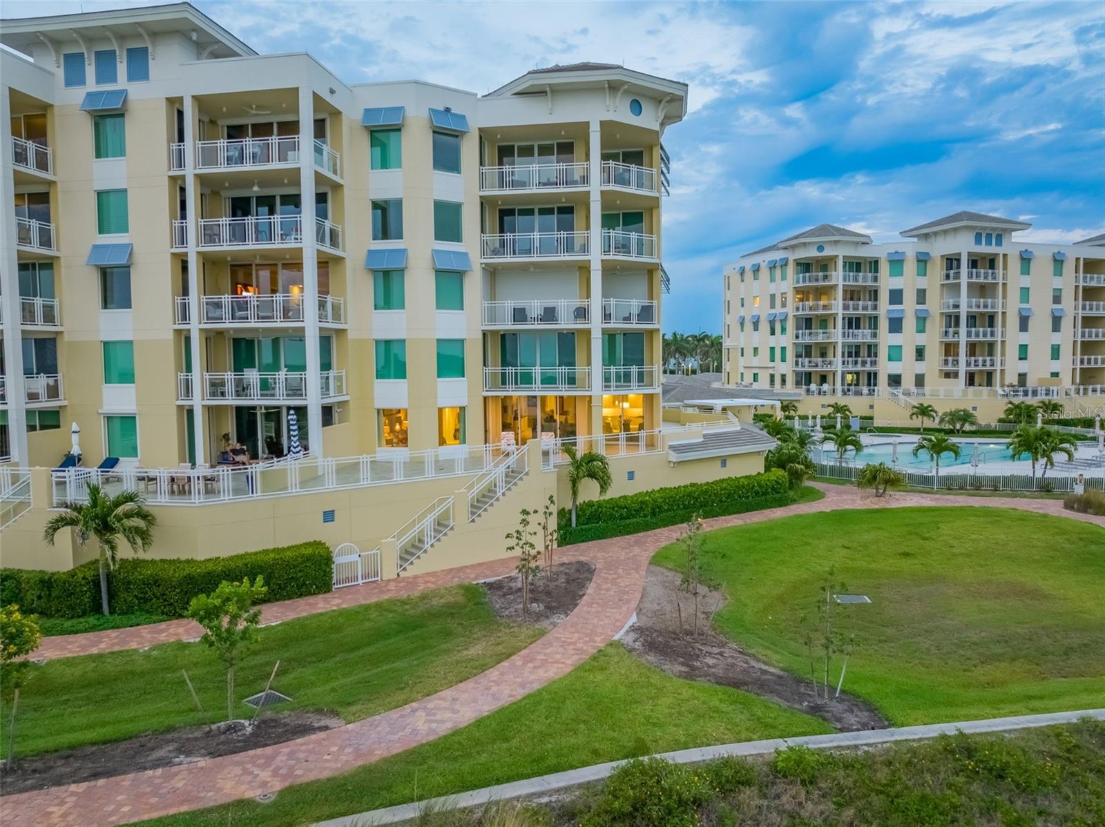 795 COLLANY RD #201, TIERRA VERDE, FL, 33715