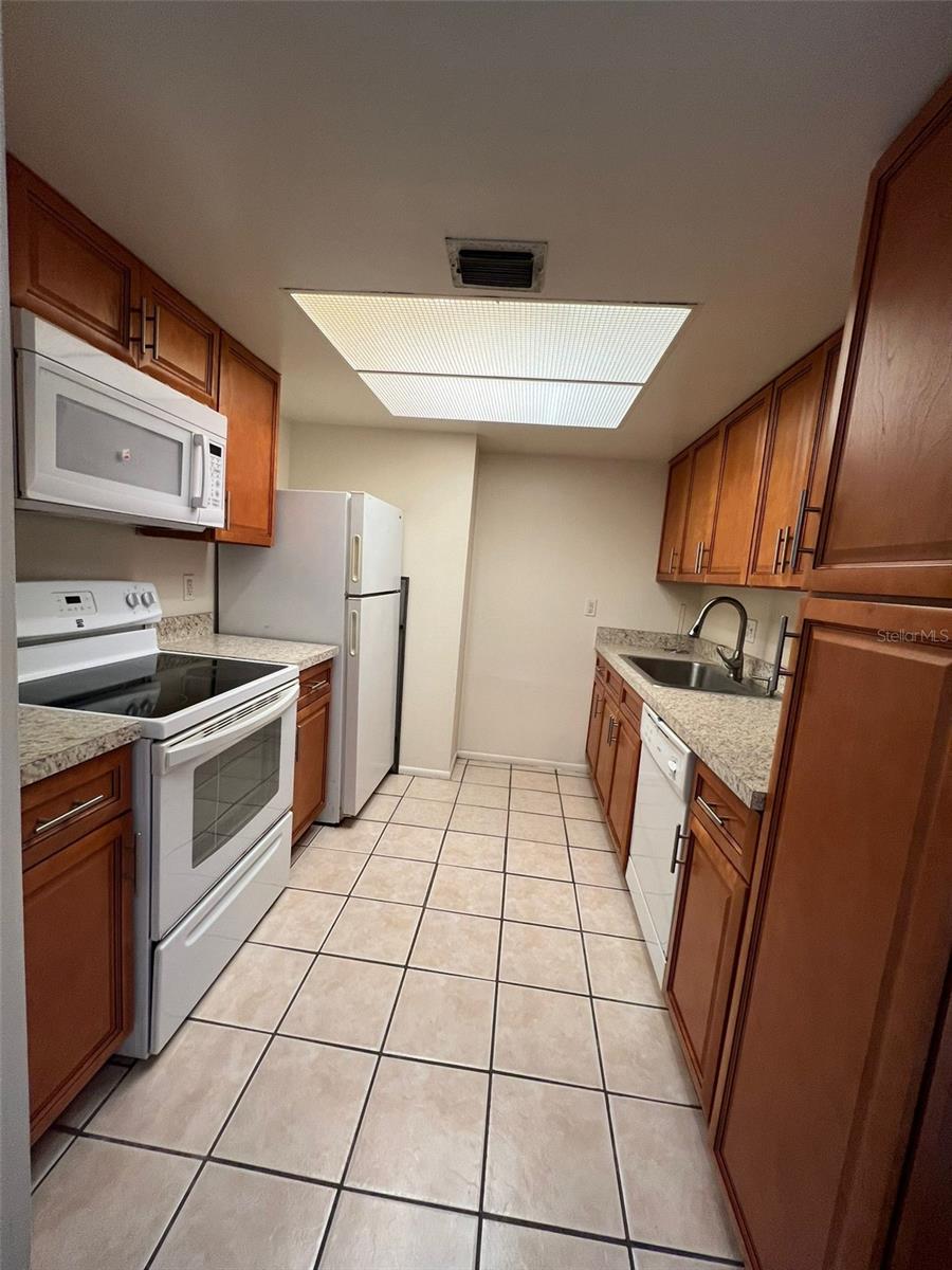 6043 VILLAGE CIR #6043, ORLANDO, FL, 32822