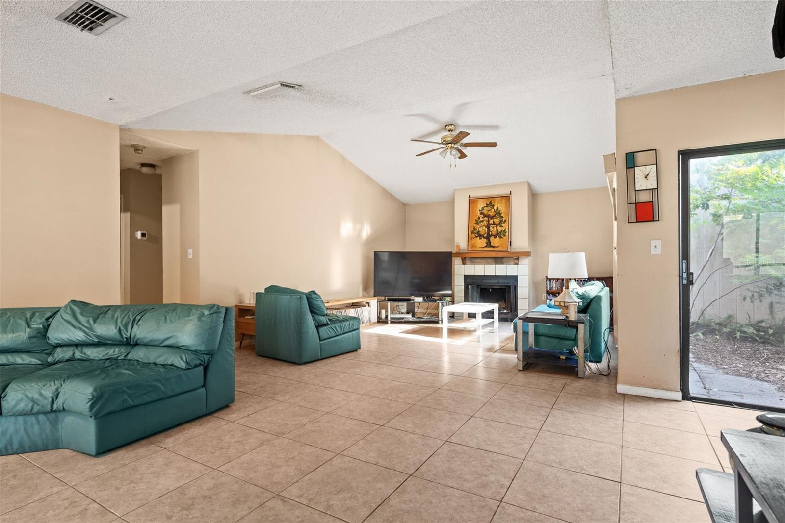 647 BONNIE BLVD, PALM HARBOR, FL, 34684