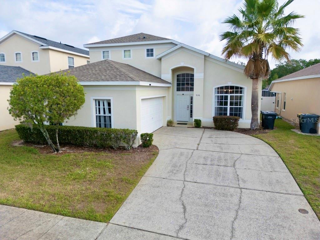 936 BLOOMINGDALE DR, DAVENPORT, FL, 33897