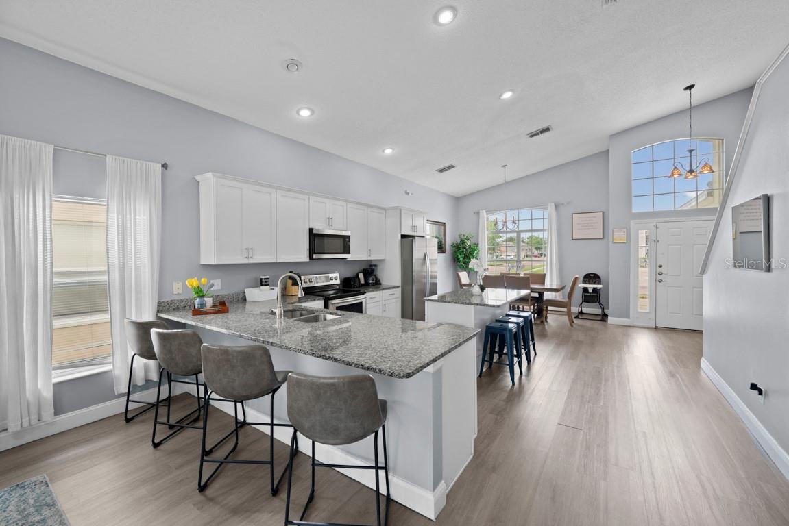 936 BLOOMINGDALE DR, DAVENPORT, FL, 33897