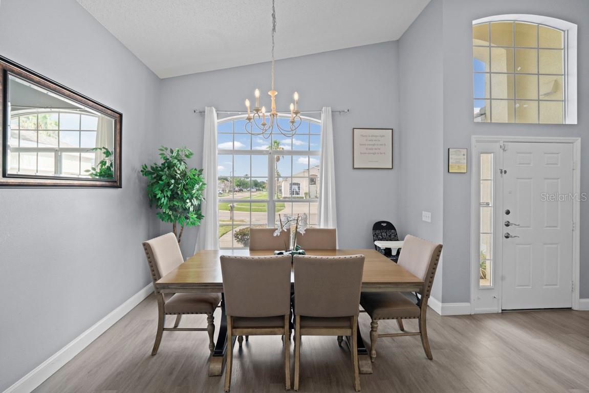 936 BLOOMINGDALE DR, DAVENPORT, FL, 33897