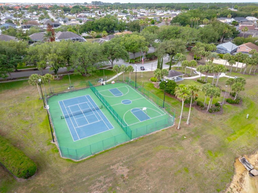 936 BLOOMINGDALE DR, DAVENPORT, FL, 33897