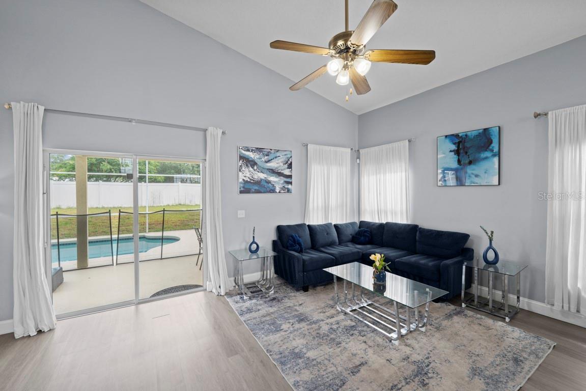 936 BLOOMINGDALE DR, DAVENPORT, FL, 33897