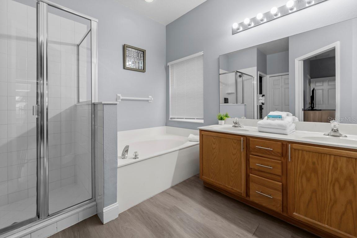 936 BLOOMINGDALE DR, DAVENPORT, FL, 33897