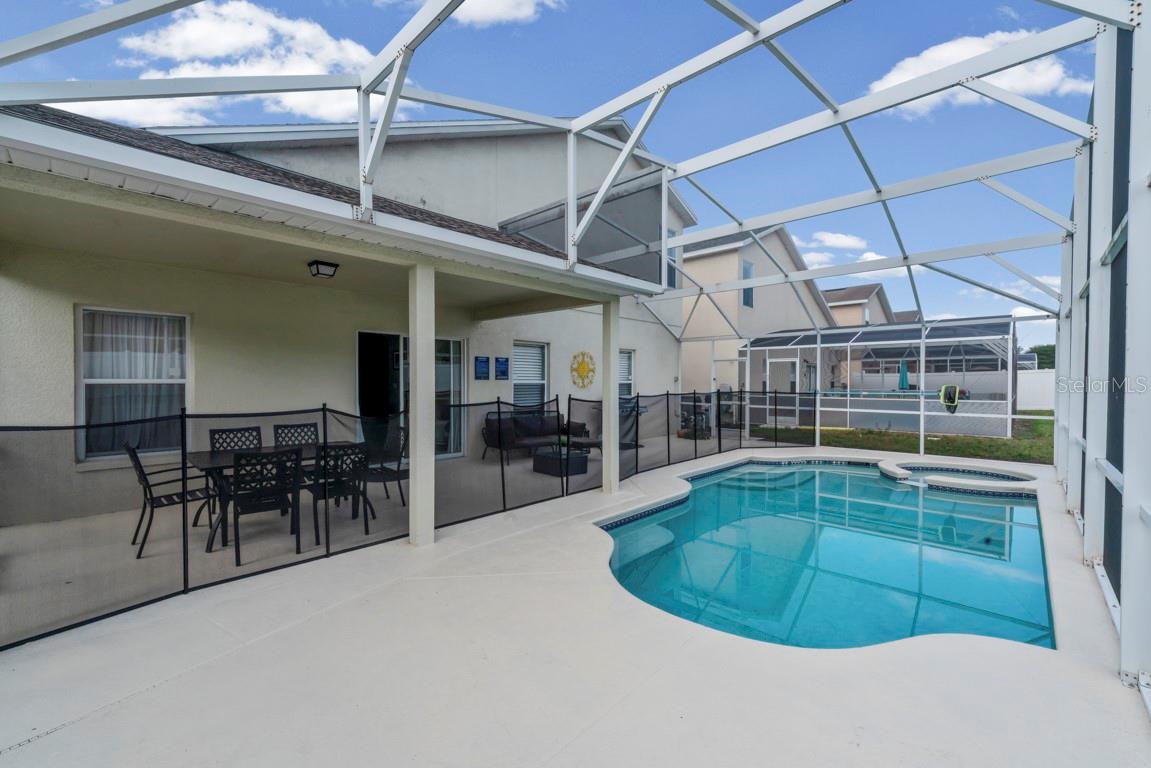 936 BLOOMINGDALE DR, DAVENPORT, FL, 33897