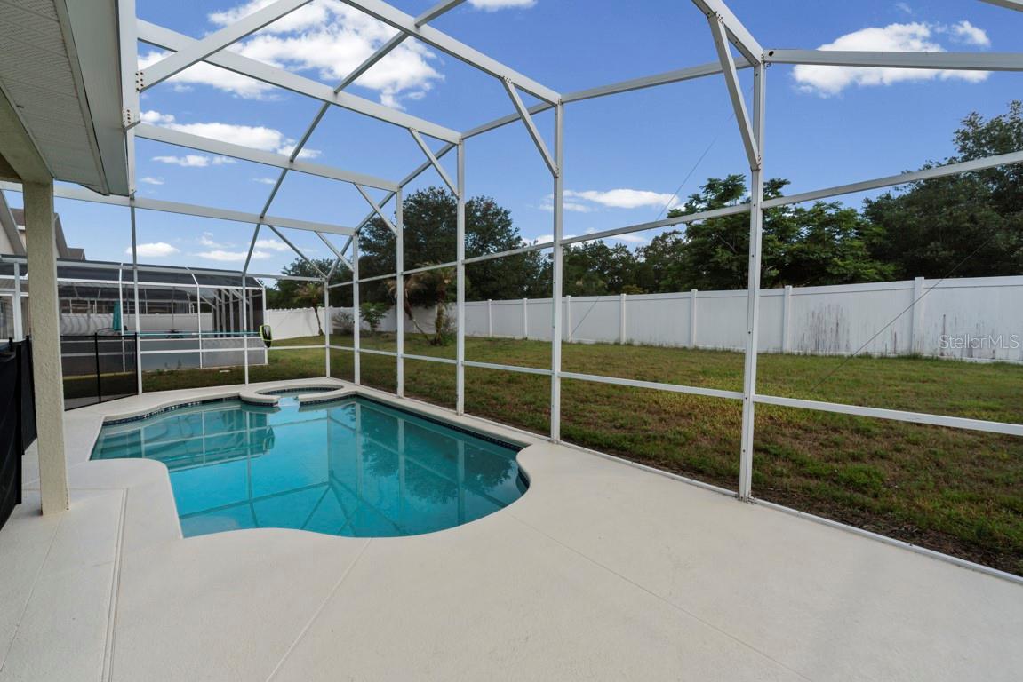 936 BLOOMINGDALE DR, DAVENPORT, FL, 33897