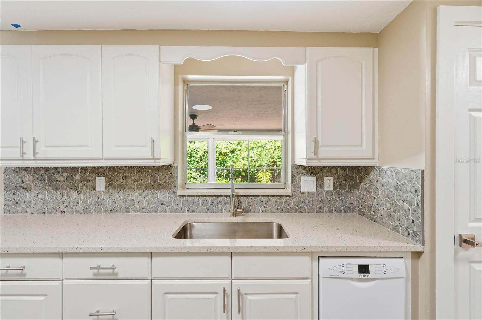 5984 DIANA RD, VENICE, FL, 34293