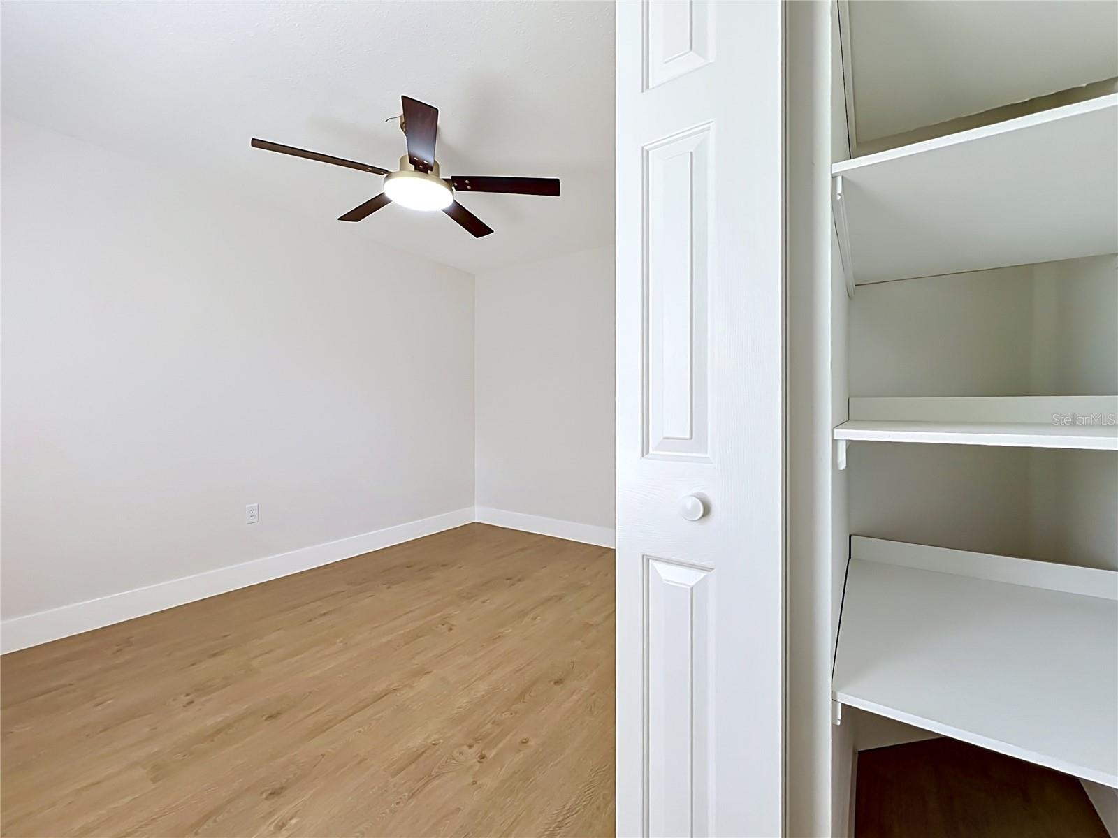 401 COUNTRY WOOD CIR, LAKE MARY, FL, 32746