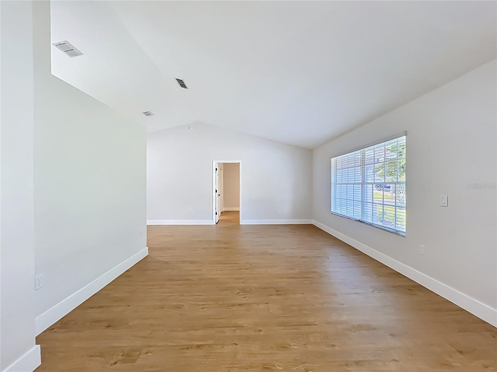 401 COUNTRY WOOD CIR, LAKE MARY, FL, 32746